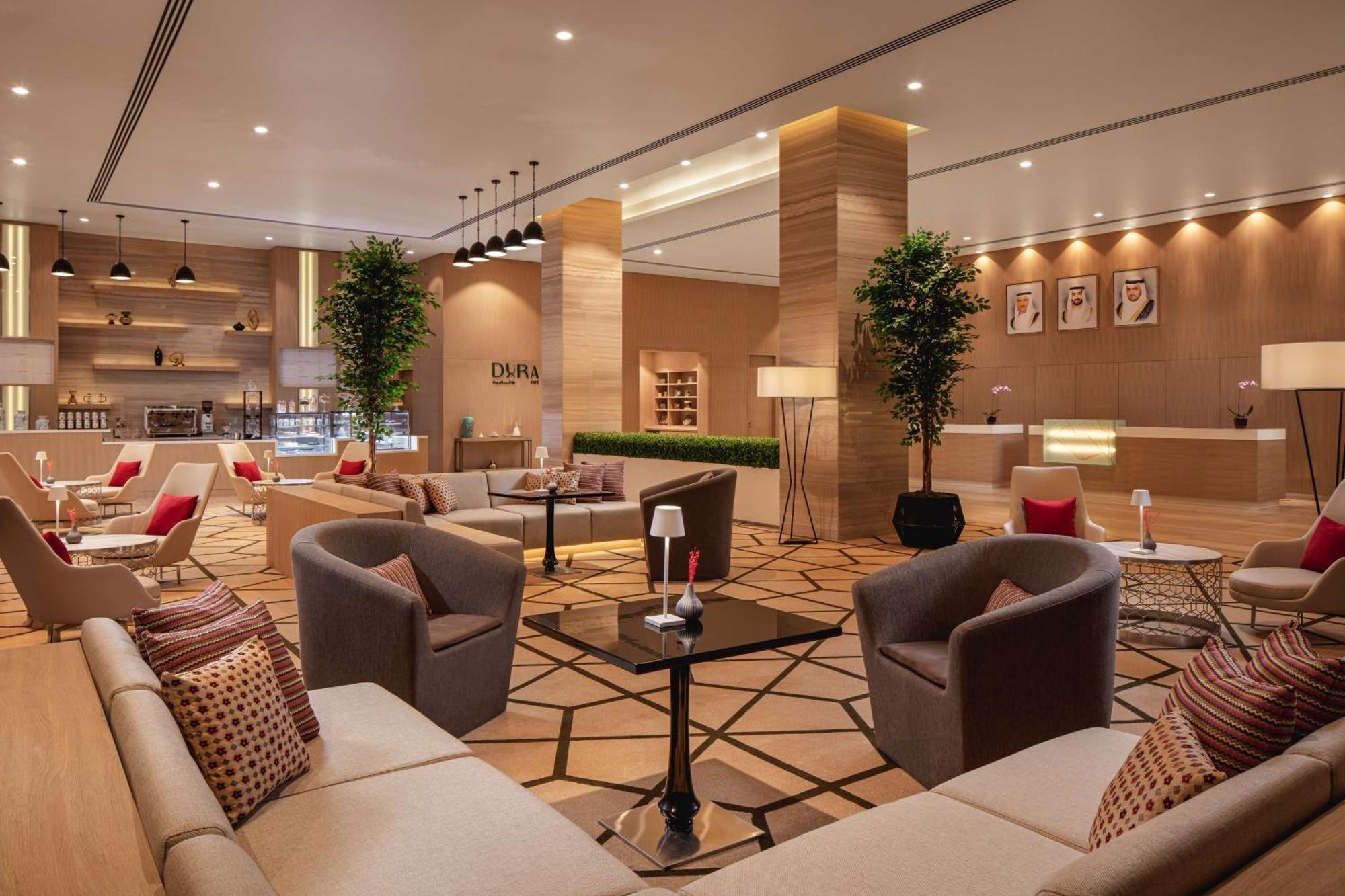 Doubletree By Hilton Fujairah City Eksteriør bilde The lounge at the airport
